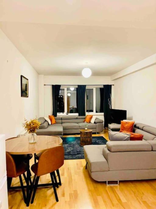Beautiful Central Open Plan Living! Manchester Eksteriør billede