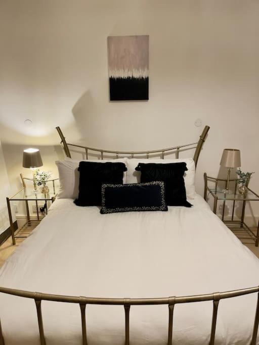 Beautiful Central Open Plan Living! Manchester Eksteriør billede