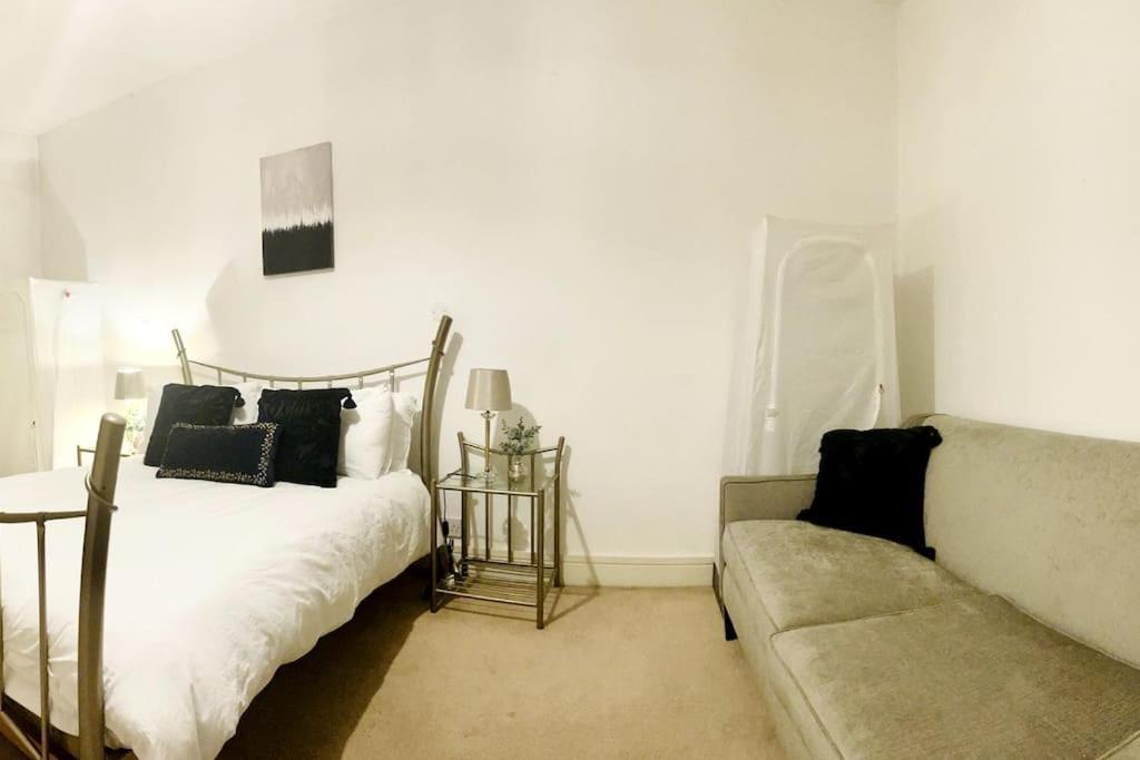 Beautiful Central Open Plan Living! Manchester Eksteriør billede
